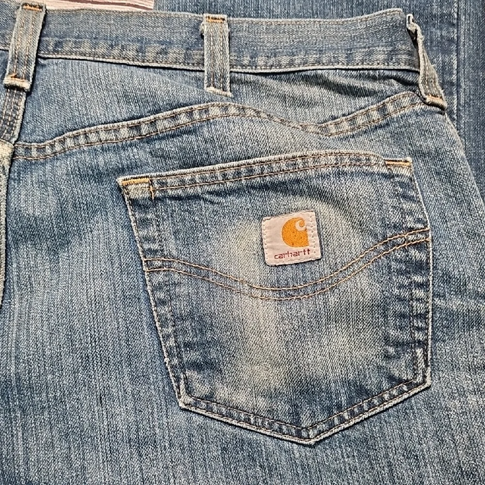 Carhartt 40x32 Blue Straight-Leg Jeans with Classic Fading